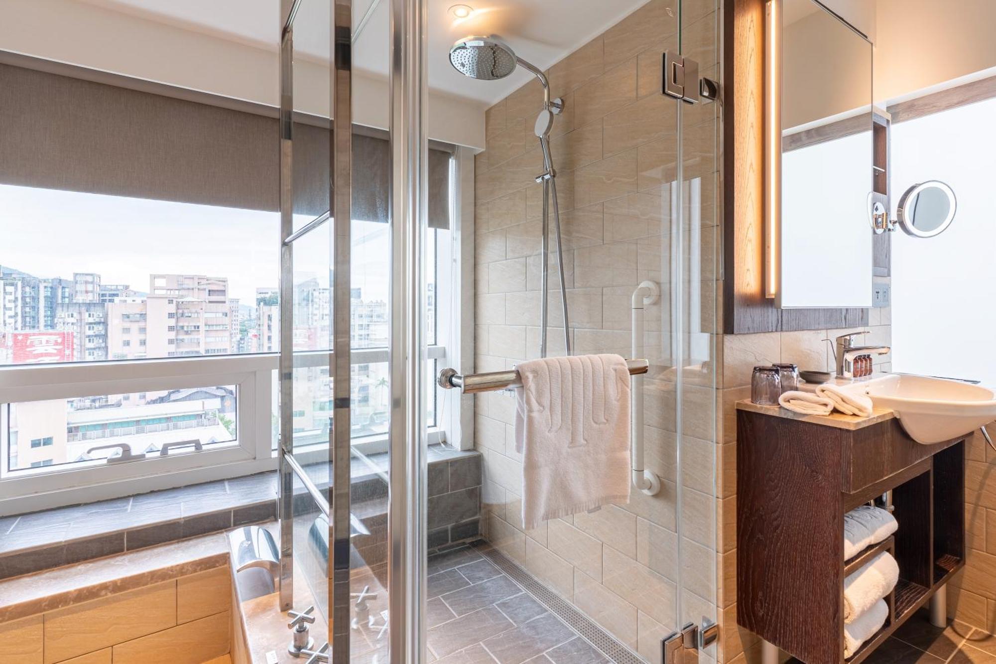 Kilin Hotel, Цзяоси Экстерьер фото